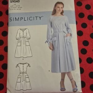 New Uncut Simplicity Women's Dress Pattern
